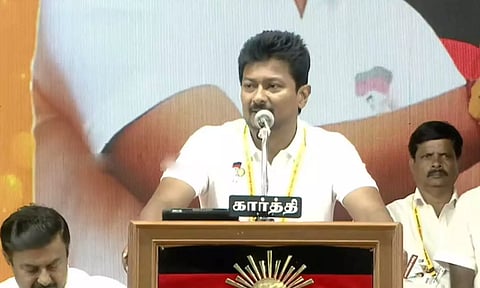 "கட்டுப்பாடின்றி 1 கோடி இளைஞர்கள் திரண்டாலும் பயனில்லை" - தவெகவை மறைமுகமாக விமர்சித்த உதயநிதி!