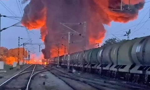 2025 REWIND: அதிகாலையில் பரபரப்பை ஏற்படுத்திய சரக்கு ரெயில் தீ விபத்து