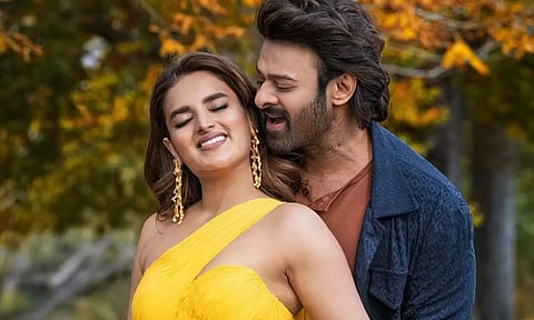 நிதி அகர்வாலுடன் நடனம்.. பிரபாஸ் நடித்த 'தி ராஜா சாப்' வீடியோ பாடல்