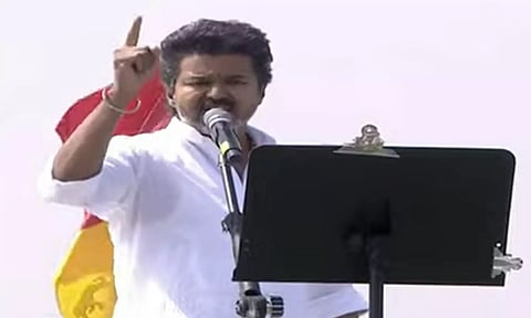 பெரியார் பெயரை சொல்லி தயவுசெய்து கொள்ளை அடிக்காதீர்கள்- விஜய் ஆவேச பேச்சு