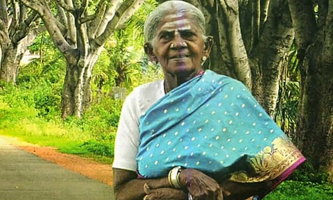 2025 REWIND: ஆலமரங்களின் ஆணி வேராகத் திகழ்ந்த ஆச்சரிய பெண்மணி-யார் இந்த திம்மக்கா?