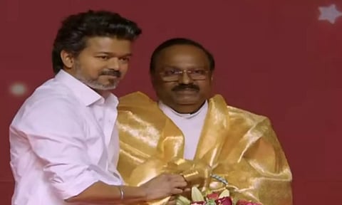 சமத்துவ கிறிஸ்துமஸ் விழா - த.வெ.க. தலைவர் விஜய் பங்கேற்பு