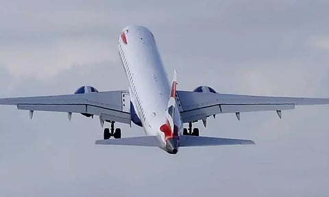 கிறிஸ்துமஸ், புத்தாண்டு தொடர் விடுமுறை எதிரொலி- விமான கட்டணம் மும்முடங்கு உயர்வு