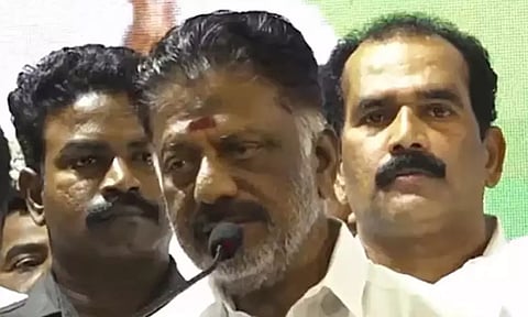 எடப்பாடி பழனிசாமி உள்ள அணியில் இருப்பதே வெட்கக்கேடு: ஓ.பன்னீர்செல்வம் ஆவேசம்