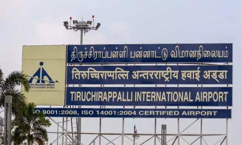 திருச்சி உள்பட 11 விமான நிலையங்களை குத்தகைக்கு விட திட்டம்