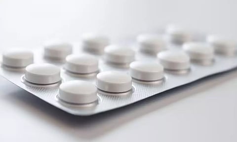 காய்ச்சல், வலி நிவாரணத்துக்கு பயன்படுத்தும் 'நிம்சுலைடு' மருந்துக்கு மத்திய அரசு தடை