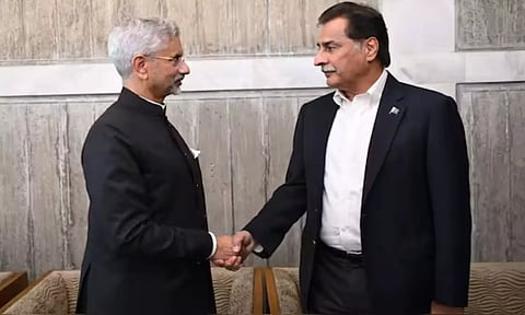 பாகிஸ்தான் சபாநாயகருடன் மத்திய வெளியுறவுத்துறை அமைச்சர் ஜெய்சங்கர் சந்திப்பு!