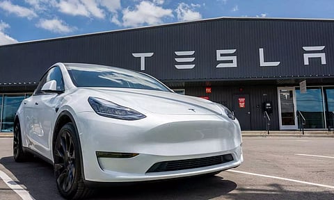 உலகின் நம்பர்-1 மின்சார வாகனம் விற்பனை நிறுவனம் பெயரை இழந்தது எலான் மஸ்க்கின் டெஸ்லா