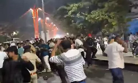 பெல்லாரியில் பரபரப்பு: துப்பாக்கிச்சூட்டில் காங்கிரஸ் பிரமுகர் பலி- பா.ஜ.க. எம்.எல்.ஏ. மீது வழக்குப்பதிவு