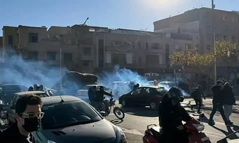 ஈரான் போராட்டத்தில் பலியானோர் எண்ணிக்கை 14 ஆக உயர்வு