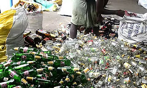 சென்னையில் இன்று முதல் காலி மதுபாட்டில்களை கொடுத்து ரூ.10 திரும்ப பெறும் திட்டம் அறிமுகம்