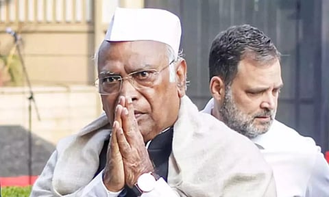 தமிழகம் உட்பட தேர்தலை எதிர்கொள்ளும் மாநிலங்களுக்கு தேர்தல் பார்வையாளர்களை நியமித்த காங்கிரஸ்