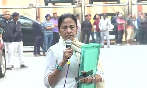 அரசியல் தரவுகளைத் திருடவே ED சோதனை: அமித்ஷா மீது மம்தா நேரடி தாக்கு!