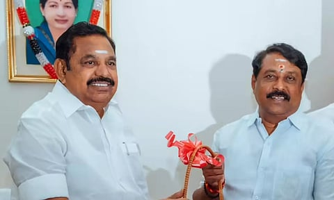 தொகுதி பங்கீடு - எடப்பாடி பழனிசாமியை சந்தித்தார் நயினார் நாகேந்திரன்