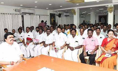 விஜய்யால் அ.தி.மு.க. வாக்குகளை அறுவடை செய்ய முடியாது- நேர்காணலில் பங்கேற்ற நடிகை கவுதமி பேட்டி