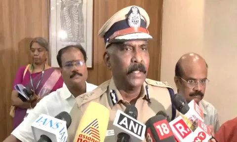 கரூர் பெருந்துயரம்: சிபிஐ விசாரணை வளையத்தில் டிஜிபி டேவிட்சன் தேவாசீர்வாதம்