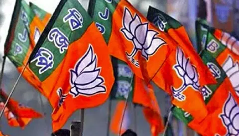 30 ஆண்டு வரலாறு மாறுகிறது- மும்பை மாநகராட்சியை பா.ஜ.க. கூட்டணி கைப்பற்றுகிறது