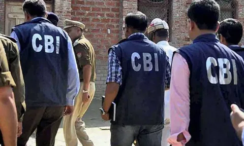 சைபர் குற்றங்கள் மூலம் பறிக்கப்பட்ட ரூ.1,000 கோடி மோசடி பணம் பரிமாற்றம்- 19 பேர் மீது சி.பி.ஐ. வழக்கு