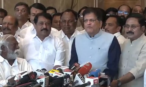 தேசிய ஜனநாயக கூட்டணி குடும்பத்தில் டி.டி.வி.தினகரன் இணைந்துள்ளார் -  பியூஷ் கோயல்