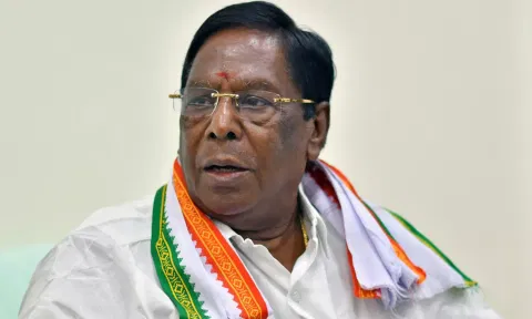 காங்கிரஸ் பாதயாத்திரையில் பங்கேற்க ராகுல் காந்தி புதுச்சேரி வருகிறார்- நாராயணசாமி தகவல்