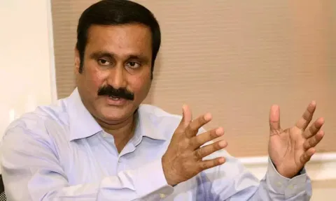 3 காவலர்கள் படுகாயம்: சட்டம்-ஒழுங்கை திமுக அரசு பாதுகாக்கும் லட்சணம் இதுதானா?- அன்புமணி