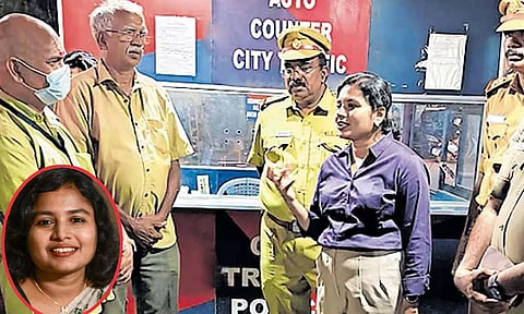 விதிமீறலில் ஈடுபட்ட ஆட்டோ டிரைவர்கள் - நடு இரவில் ஆய்வு செய்து டோஸ் விட்ட பெண் கலெக்டர்