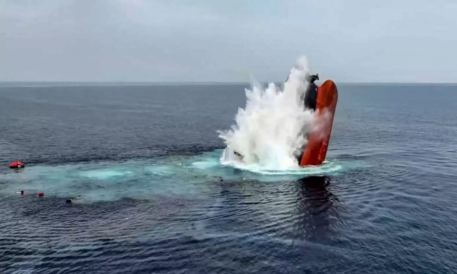 ஈரானை நோக்கி நகரும் அமெரிக்க போர்க்கப்பல்: ஹவுதி கிளர்ச்சிக்குழு விடுத்த எச்சரிக்கை