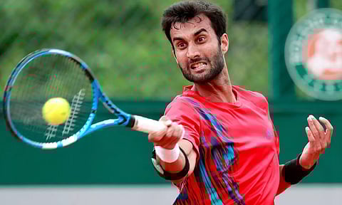 ஆஸ்திரேலிய ஓபன்: இரட்டையர் பிரிவு 3வது சுற்றில் யூகி பாம்ப்ரி ஜோடி தோல்வி