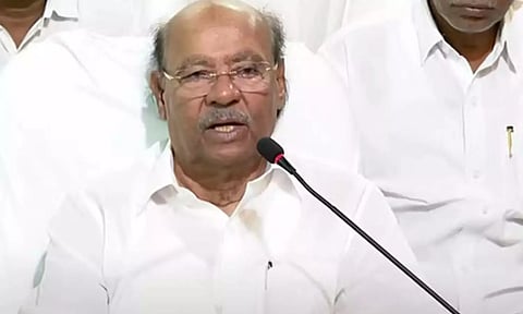 'திமுக தேர்தல் வாக்குறுதிகள் கொடுக்கும்போது நிபந்தனைகளுக்குட்பட்டது என குறிப்பிடவேண்டும்' - ராமதாஸ்