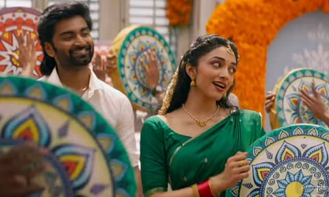 தங்கமே தங்கமே.. அதர்வா நடிக்கும் 'இதயம் முரளி' படத்தின் 2வது சிங்கிள் வெளியீடு