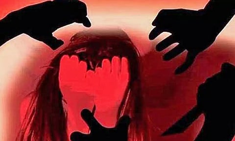 நந்தனம் கல்லூரியில் இளம்பெண் பாலியல் வன்கொடுமை-  3 பேர் அதிரடி கைது