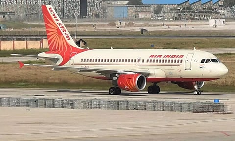 அகமதாபாத்தில் நடந்த அதே கோளாறு.. பெங்களூரில் பெரும் விபத்தில் இருந்து தப்பிய ஏர் இந்தியா விமானம்