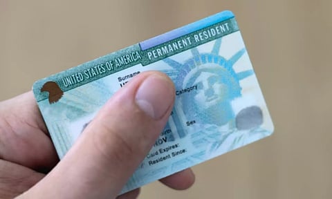 கிரீன் கார்டு இருந்தாலும் வெளிநாட்டவர்களுக்கு இனி வணிக கடன்கள் கிடையாது... அமெரிக்கா அதிரடி!