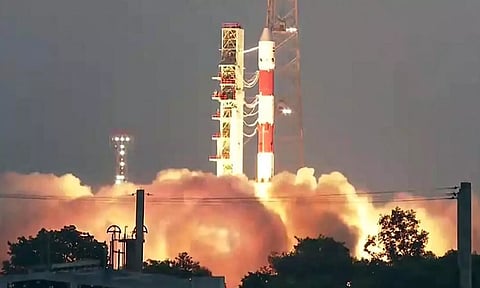 இரண்டு தோல்விகளுக்கு பிறகு மீண்டும் 'பி.எஸ்.எல்.வி.' ராக்கெட்டை விண்ணில் ஏவ திட்டம்- மத்திய மந்திரி தகவல்