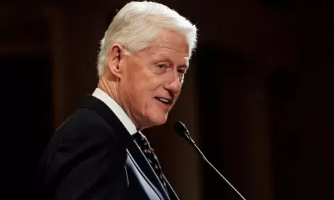 எப்ஸ்டின் விவகாரத்தில் அமெரிக்க முன்னாள் ஜனாதிபதி விசாரணைக்கு ஒத்துழைப்பு