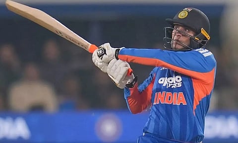 அபிஷேக் சர்மாவை தக்கவைக்க வேண்டும் என கெஞ்சினேன்: ரிக்கி பாண்டிங்