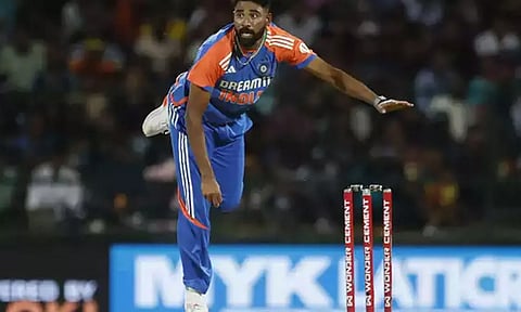 டி20 உலகக் கோப்பை: இந்திய அணியில் இடம்பிடித்த சிராஜ்
