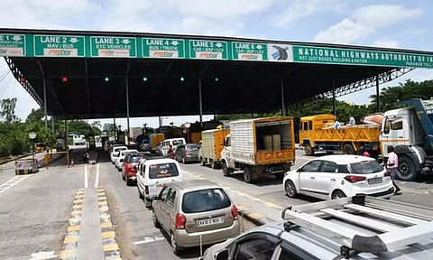 பாஸ்டேக் வருடாந்திர பாஸ் திட்டம்: அதிக பயனாளர்களுடன் முன்னிலையில் தமிழ்நாடு