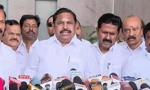 தி.மு.க. - காங்கிரஸ் இடையே உட்கட்சி பூசல் ஏற்பட்டுள்ளது - எடப்பாடி பழனிசாமி