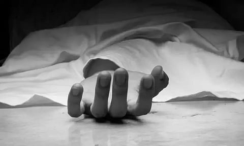 ஐ.டி. கம்பெனியில் வேலை கிடைக்காததால் உடலில் ஊசி மூலம் பாதரசம் செலுத்தி வாலிபர் தற்கொலை