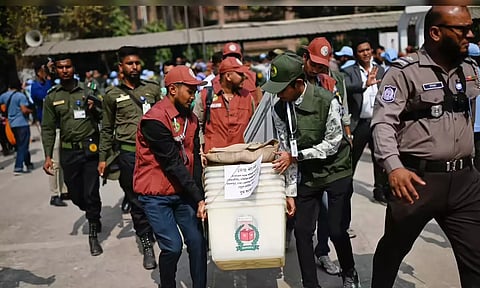 வங்கதேசத்தில் இன்று பொதுத் தேர்தல்: களத்தில் 1,981 வேட்பாளர்கள்