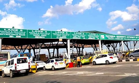 சுங்கச்சாவடிகளில் பாஸ்டேக், யு.பி.ஐ. கட்டணம் மட்டுமே ஏற்கப்படும்  - ஏப்ரல் 1 முதல் அமலுக்கு வருகிறது