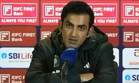 அபிஷேக் சர்மாவுடன் கவுதம் கம்பீர் உரையாடும் காட்சிகள் இணையத்தில் வைரல்