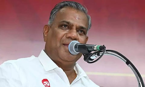 உங்கள் மீது யாராவது கை வைத்தால்...  தவெக நிர்வாகிகளிடம் புஸ்ஸி ஆனந்த் பரபரப்பு பேச்சு