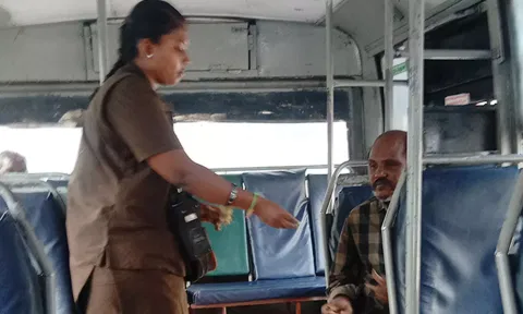 திருப்பூரில் அரசு பஸ்சில் முதல்முறையாக பெண் கண்டக்டர் நியமனம்- பயணிகள் பாராட்டு