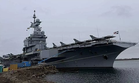 பிரான்ஸ் போர்க்கப்பலை நோக்கி வந்த டிரோன்: ரஷியாவுக்கு சொந்தமானது என சந்தேகம்..!