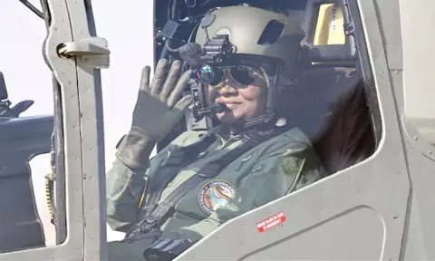 ராணுவ ஹெலிகாப்டரில் பயணம் செய்த ஜனாதிபதி திரவுபதி முர்மு