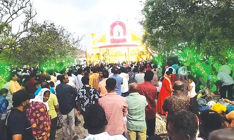 கச்சத்தீவு புனித அந்தோணியார் ஆலய திருவிழா - இருநாட்டு பக்தர்கள் மகிழ்ச்சியுடன் பங்கேற்பு