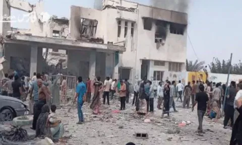 VIDEO: ஈரான் தொடக்கப் பள்ளி மீது அமெரிக்கா-இஸ்ரேல் வான்வழித் தாக்குதல் - 51 சிறுமிகள் உயிரிழப்பு