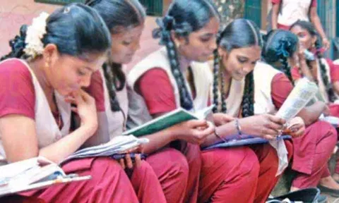 8 லட்சத்துக்கும் அதிகமானோர் எழுதும் பிளஸ் 2 பொதுத்தேர்வு இன்று தொடக்கம்